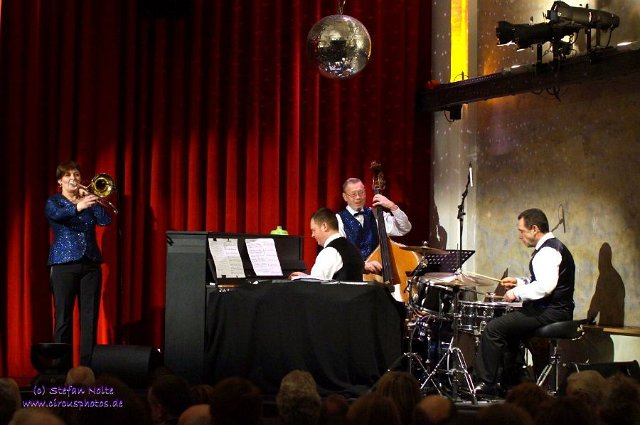 0001NTH2013(c)Stefan Nolte www.circusphotos.de resized